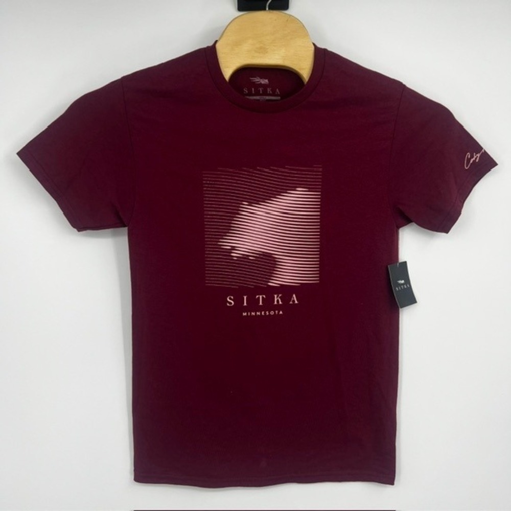 NWT Sitka Gear Men's Small Minnesota Bear Graphic Tee Maroon 600793-MRN-S